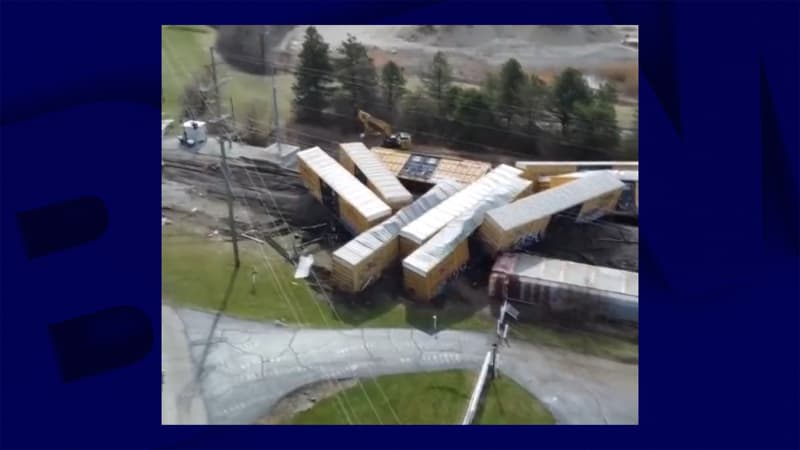 États-Unis: un nouveau train déraille en Ohio, un mois après celui qui transportait des produits toxiques