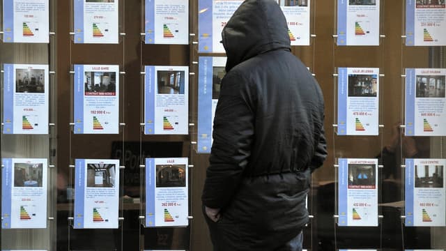 Les Français reportent leur projet