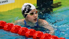 Yu Zidi (12 ans) après un 200m lors des championnats de natation de Chine, le 19 mai 2025