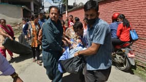 Le Népal de nouveau touché par un séisme de magnitude 7,4