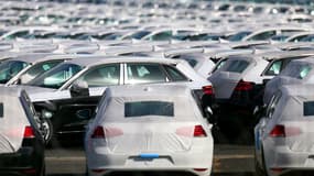 Près de 1 million de véhicules produits par le groupe Volkswagen seraient équipées du logiciel qui biaise les tests de pollution. 