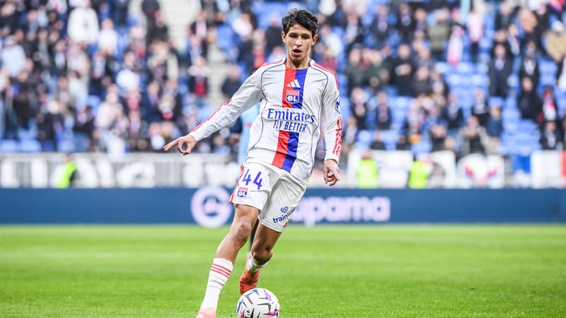 OL: "Il me donne une toute petite portion de mon salaire", l'anecdote de Merah sur la gestion de sa carrière par sa famille et Tolisso