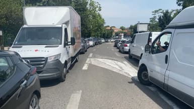 La difficulté de circuler sur le boulevard du Redon à Marseille en raison des travaux le 7 juin 2024.