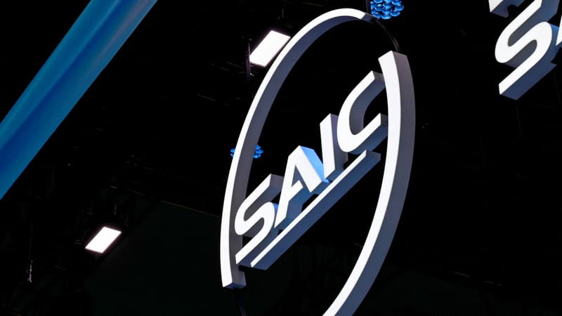 "Un objectif de 120.000 véhicules par an": le constructeur chinois Saic va investir 200 millions d'euros pour construire en Espagne sa première usine de voitures électriques en Europe