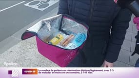 Covid-19: plus de 500.000 nouveaux cas recensés en une journée, de nombreuses collectivités paralysées