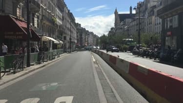La maire de Paris souhaite l'installation de caméras de vidéo-verbalisation rue de Rivoli.