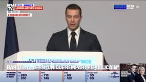 "Deux chemins s'offrent à la France: l'alliance du pire, de l'autre l'union nationale": Jordan Bardella prend la parole depuis le QG du Rassemblement national 
