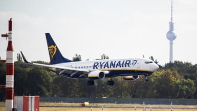 Un avion Ryanair atterrit à l'aéroport de Berlin en septembre 2018