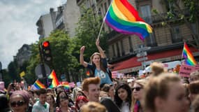 En juin dernier, des dizaines de milliers de personnes avaient participé à la gay pride de Paris. - Martin Bureau - AFP