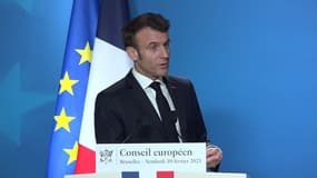 Emmanuel Macron à l'issue du Conseil européen extraordinaire à Bruxelles, le 10 février 2023