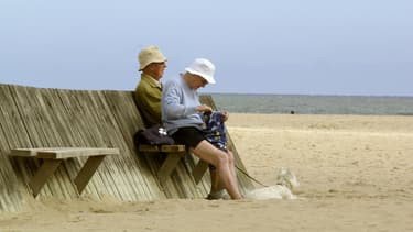 Les salariés français partent à la retraite de manière plus précoce que leurs homologues de l'OCDE.