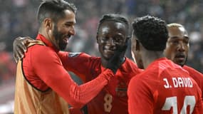 Ismaël Koné avec ses coéquipiers canadiens, novembre 2023