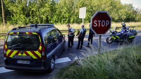 Barrage routier de gendarmes le 31 mai 2021 à Lardin-Saint-Lazare