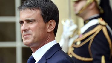 Manuel Valls appelle Air France et les syndicats à aller plus vite
