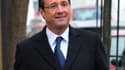 François Hollande envisage un effort de 50 milliards d'euros de redressement budgétaire supplémentaire sur 2012 et 2013 pour réduire le déficit public à 3%, a indiqué à Reuters une conseillère du candidat socialiste à l'élection présidentielle, l'économis