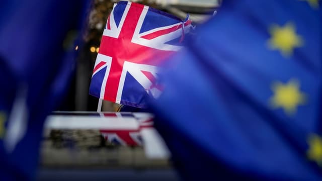 Le drapeau du Royaume-Uni, le 30 janvier 2020, lors d'une manifestation contre le Brexit près du parlement européen à Bruxelles