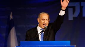 Le Likoud-Beïtenou du Premier ministre israélien Benjamin Netanyahu est en tête des législatives de mardi en Israël, mais les formations de centre gauche réalisent une percée inattendue qui pourrait compliquer la formation de la prochaine coalition gouver