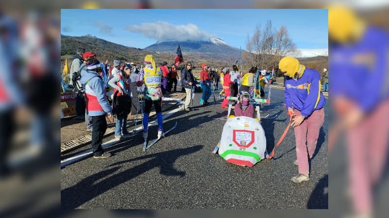 Une centaine de personnes ont manifesté à La Saulce (Hautes-Alpes) le samedi 6 janvier 2024, contre l'organisation des JO d'hiver 2023 dans les Hautes-Alpes.