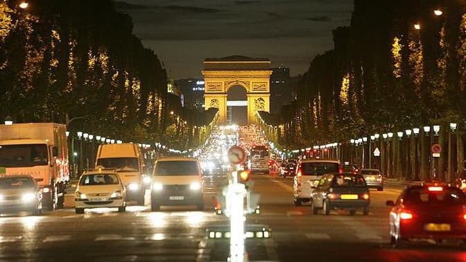 Avenue des Champs Elysées