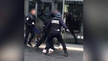 La vidéo filmée devant le lycée Bergson avait été diffusée sur les réseaux sociaux.