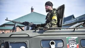 Un membre des forces spéciales tchétchènes le 25 juillet 2019.