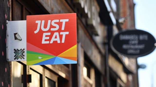 Just Eat et Takeaway.com ont annoncé lundi leur fusion.