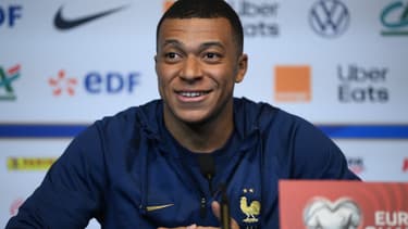 Kylian Mbappé en conférence de presse.