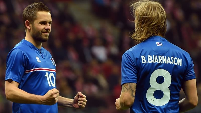 Gylfi Sigurdsson (à gauche), meilleur buteur islandais lors des qualifications