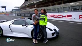 Dans cet extrait du bêtisier de la saison 2 de Top Gear France, les voitures vivent de petites mésaventures.