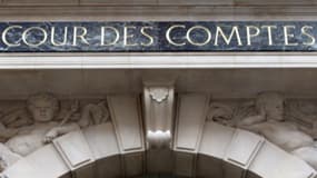 La Cour des comptes estime que les dépenses de l'Etat et des collectivités doivent être surveillées de près. 