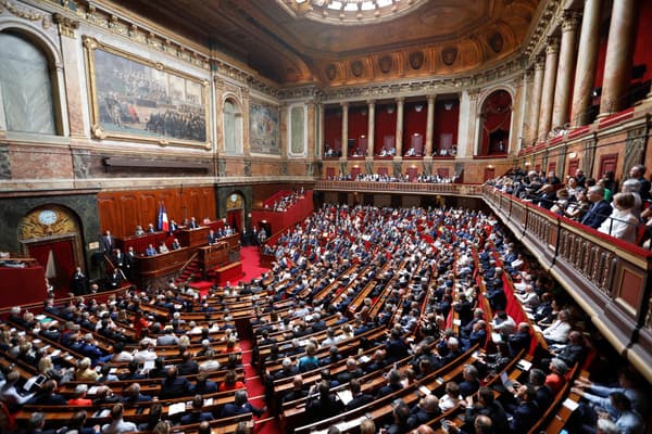 Emmanuel Macron devant le Congrès réunissant les deux chambres du Parlement (Assemblée nationale et Sénat) au château de Versailles, le 9 juillet 2018. 