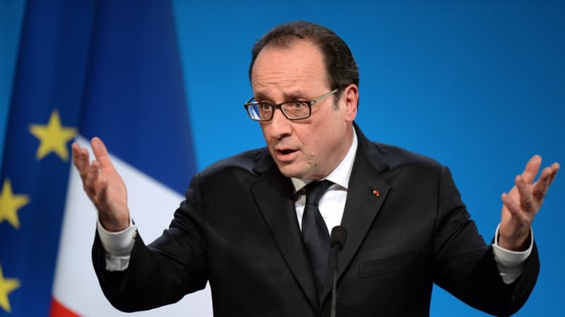 François Hollande juge que les partenaires sociaux doivent être "à la hauteur" de l'unité nationale