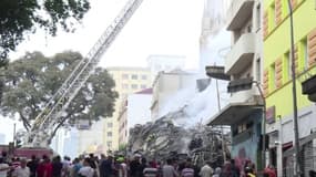 Une tour de 24 étages en flammes s’effondre à São Paulo