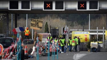 Un barrage de gilets jaunes - Image d'illustration