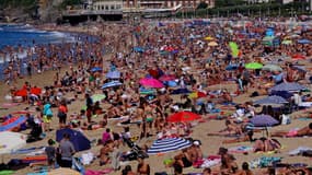 Plage de Biarritz en pleine saison