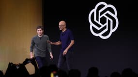 Sam Altman, alors PDG d'OpenAI, et Satya Nadella, celui de Microsoft, durant les OpenAI DevDay (novembre 2023) 