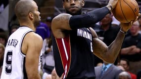 Tony Parker et LeBron James