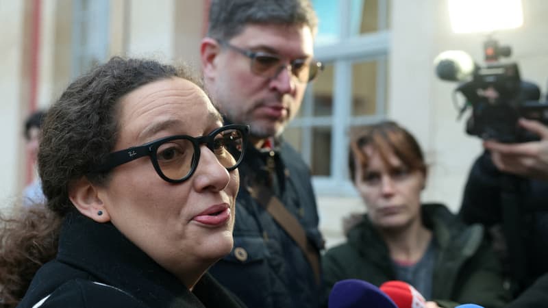 "Que la souffrance de mon enfant soit entendue": l'émotion de la mère d'Evaëlle, au procès de la professeure de la collégienne qui s'est suicidée