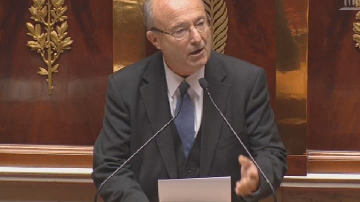 Le député Jacques Bompard a fait mercredi toute une tirade contre l'avortement alors que l'Assemblée nationale s'apprêtait à réaffirmer le droit fondamental à l'IVG.