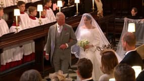 Mariage princier: Meghan Markle fait son entrée dans la chapelle Saint-Georges à Windsor