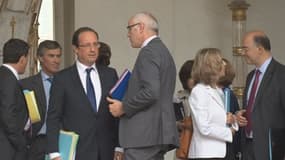 François Hollande et son gouvernement au début de son mandat