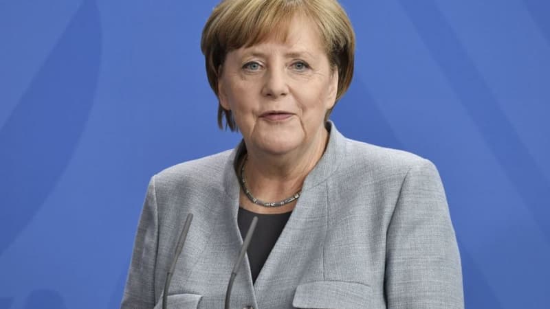Angela Merkel a détaillé la proposition allemande de création d'un Fonds monétaire européen qui viendrait en aide aux pays en difficultés.