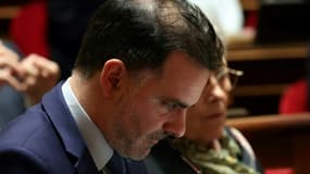 Le ministre du Budget Laurent Saint-Martin assiste à une séance d'examen du projet de loi de financement de la Sécurité sociale (PLFSS) pour 2025, au Sénat, à Paris, le 26 novembre 2024