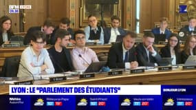 Lyon: une première session pour le "Parlement des étudiants" 