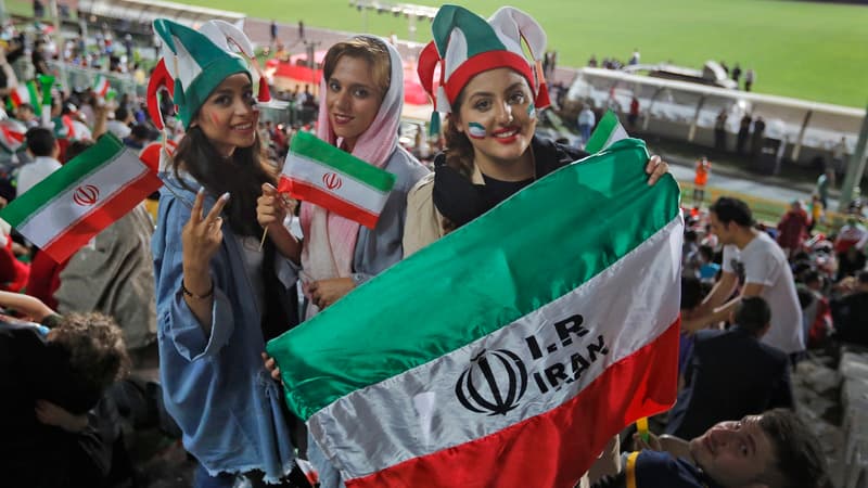Des supportrices de l'Iran à Téhéran pour la retransmission d'un match de la Coupe du monde 2018