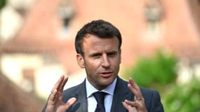 Emmanuel Macron à Saint-Cirq-Lapopie ce mercredi.