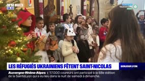 Lyon: les réfugiés ukrainiens fêtent Saint-Nicolas