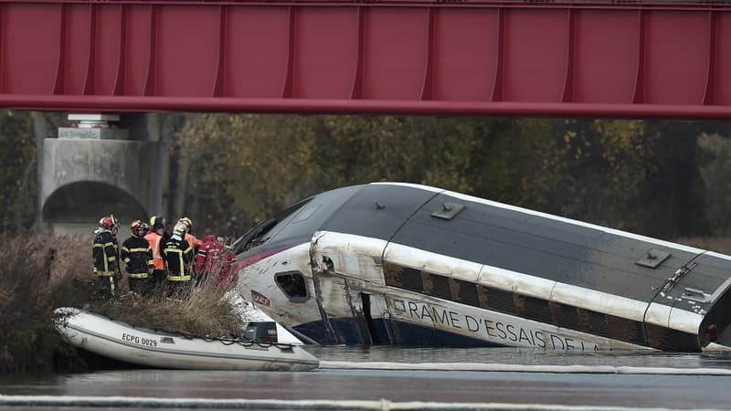 Le déraillement d'un TGV en 2015 qui a causé la mort de 11 personnes.