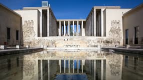 Le Palais de Tokyo organise une visite pour les naturistes.