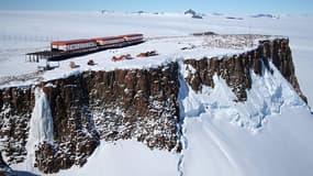 La base sud-africaine Sanae IV en Antarctique, le 29 janvier 2008.